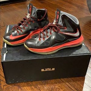 Lebron 10 breds